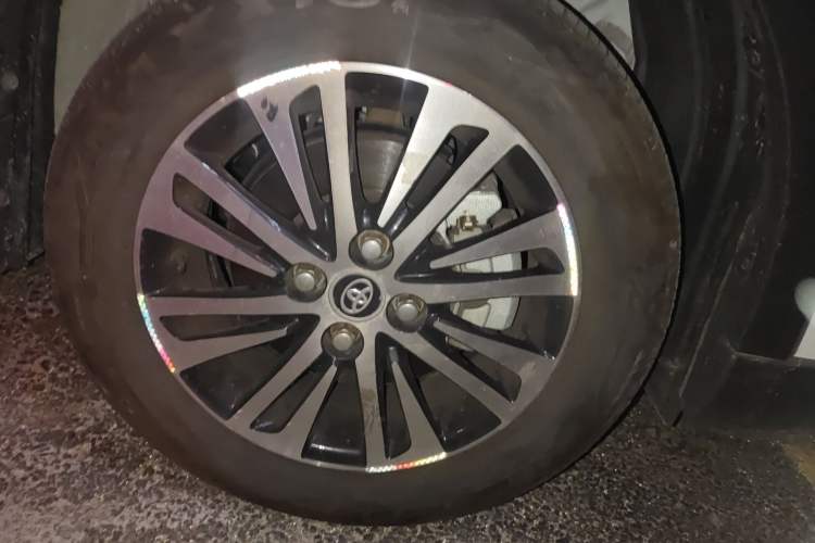 Used Toyota YARiS L Zhi Xuan 2022 X-Trail 1.5L CVT Leading PLUS Edition