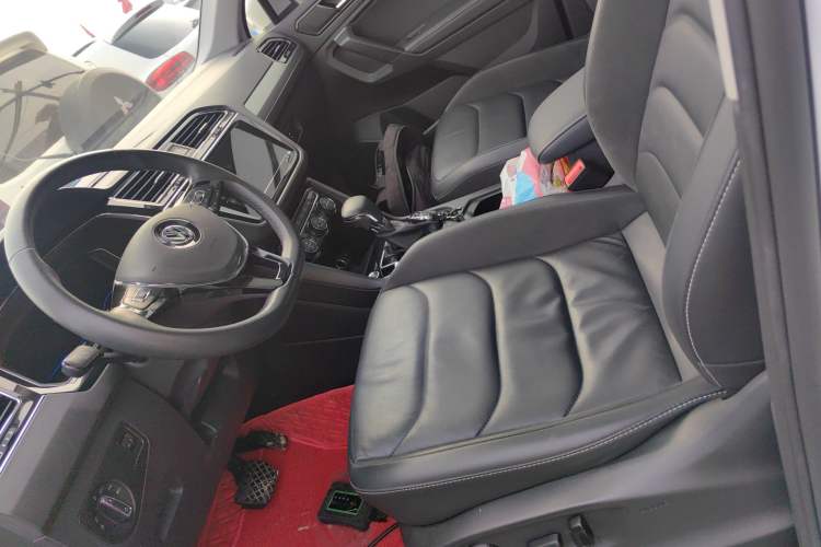 Used Volkswagen Tiguan L 2020 330TSI Automatic Two-Wheel Drive Smart Luxury Edition China VI Standard