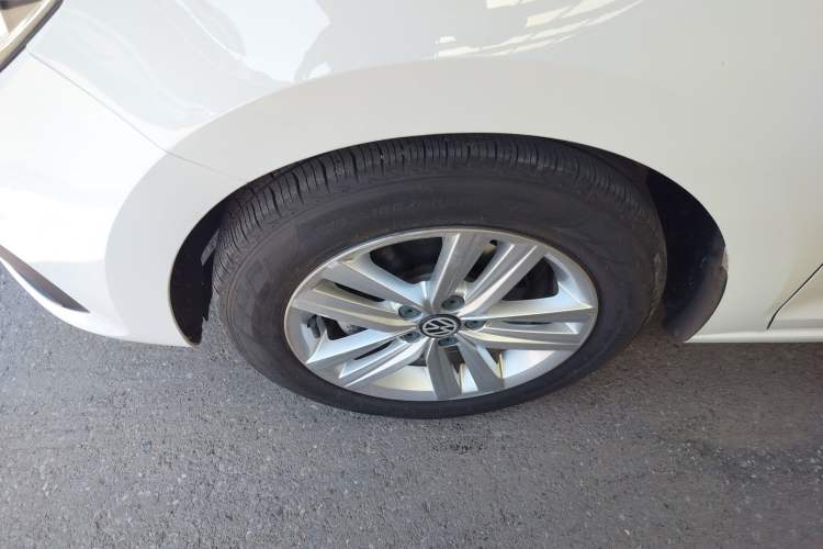 Used Volkswagen Santana 2015 Haval H6 1.6L Automatic Comfort Model
