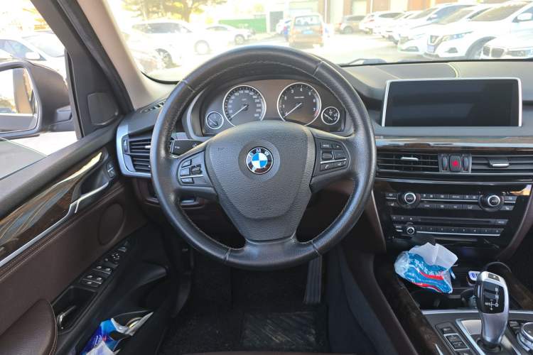 Used BMW X5 2015 xDrive28i