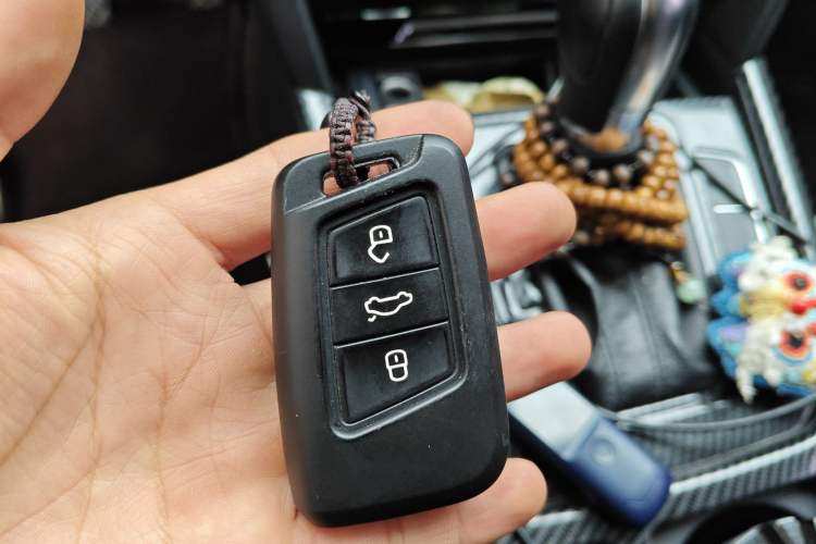 Used Volkswagen Magotan 2017 330TSI DSG Luxury Model