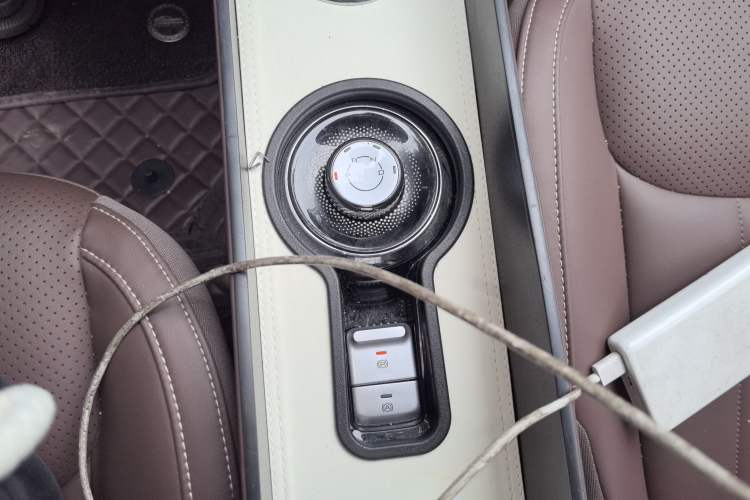 Used Wuling Bingo 2024 333 km Enjoyment Version Gear Lever