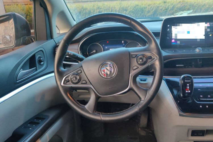 Used Buick GL8 2021 Land Cruiser Executive Class 652T Luxury Model
