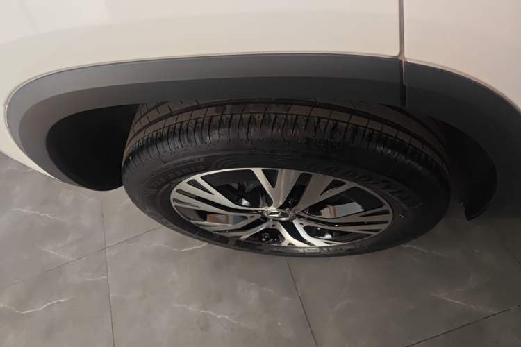 Used Mercedes-Benz GLA 2025 GLA 220
