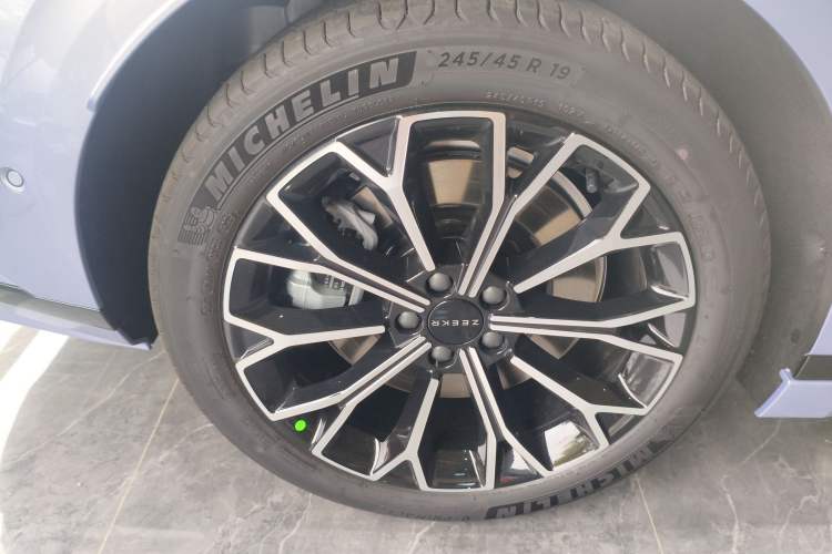 Used Zeekr 007GT 2025 Rear-Drive Intelligent Driving Version 75 kWh