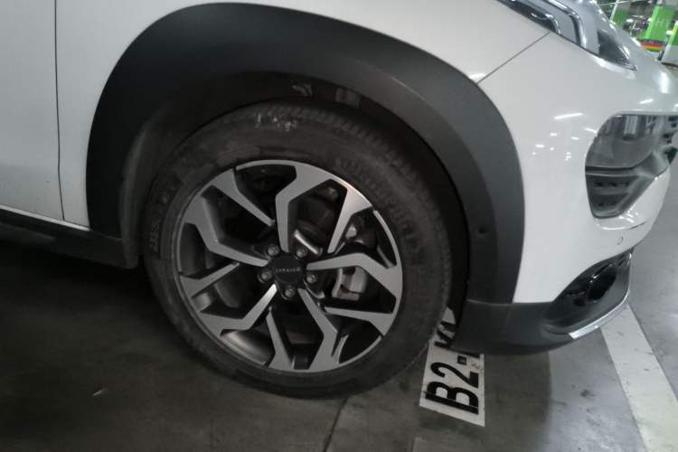 Used Lynk & Co 02 2018 1.5T DCT Two-Wheel Drive Pro Version China V Emission Standard Right Front Wheel Hub