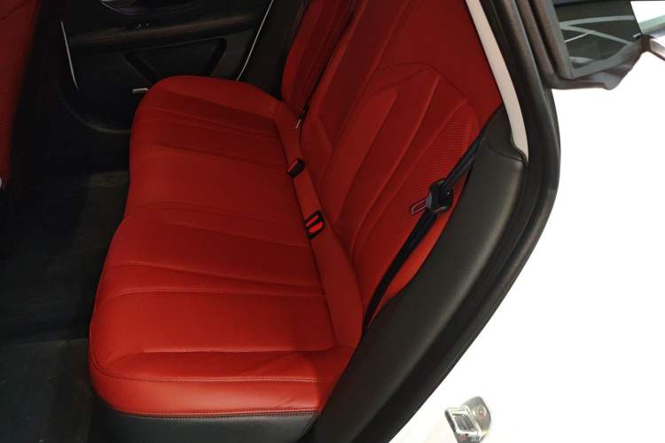 Used XPeng P7 2020 586N Left Rear Seat