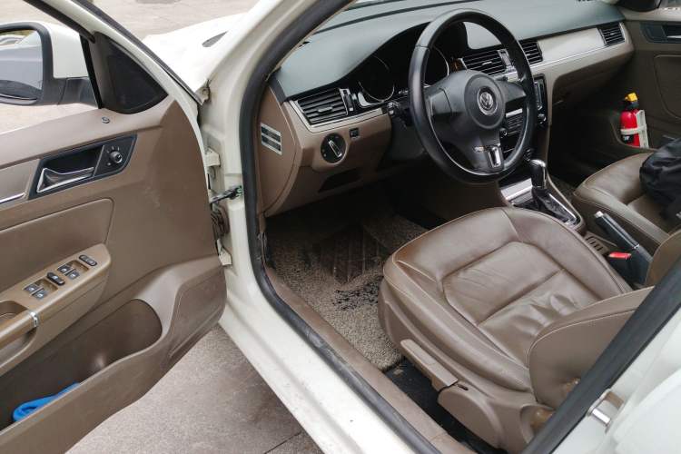 Used Volkswagen Bora 2013 1.6L Automatic Comfort Model