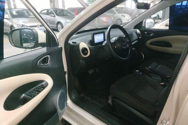 Used Wuling Bingo 2024 203km Light Edition
