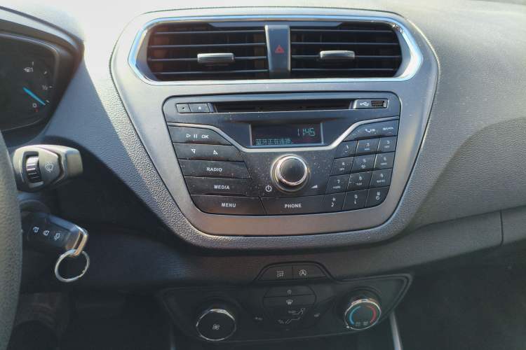 Used Ford Escort 2019 Revised 1.5L Automatic ZhiXiang Version China VI Standard
