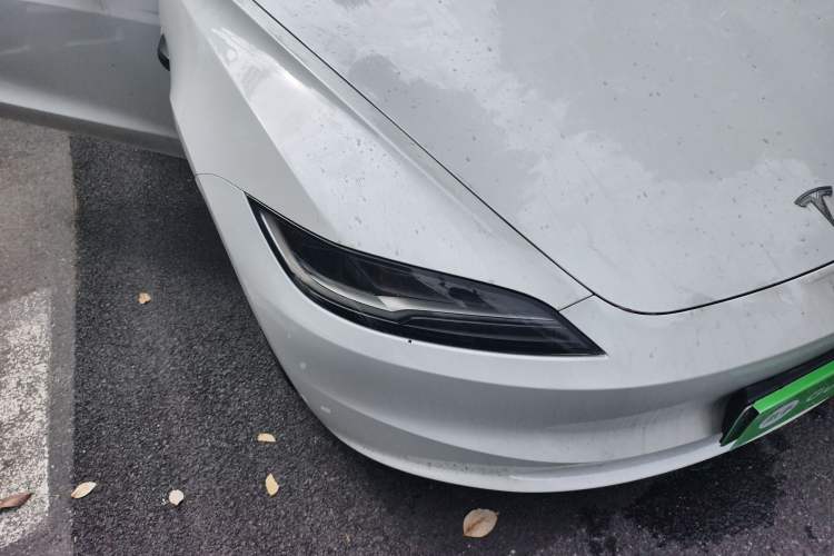 Used Tesla Model 3 2025 Rear-Wheel-Drive Version
