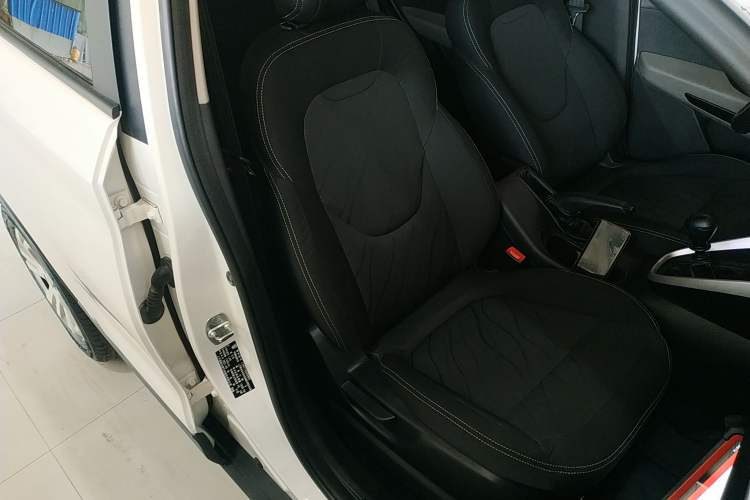 Used Baojun 510 2021 1.5L Manual Jingxiang Edition Right Front Seat