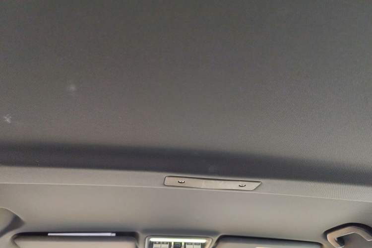 Used iCAR V23 2025 401 Two-Wheel Drive Advanced Edition Headliner