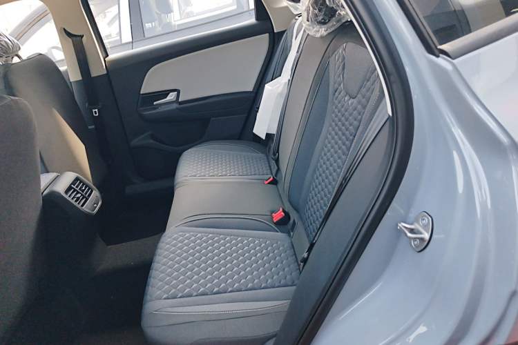 Used Jetta VS8 2026 Model 280TSI Automatic All-Round Edition Left Rear Seat