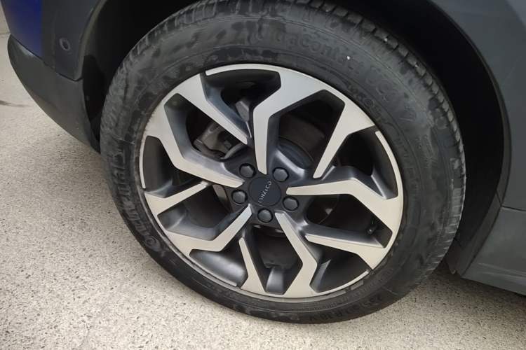 Used Lynk & Co 02 2018 1.5T DCT Two-Wheel Drive Pro Version China V Emission Standard Exterior 3