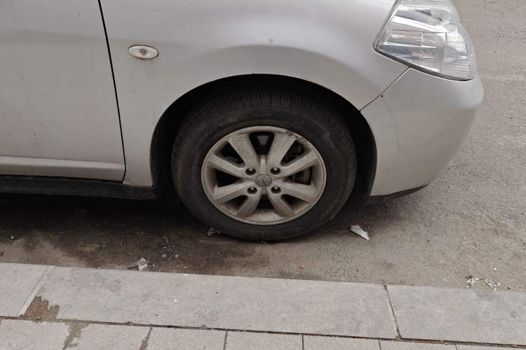 Used Nissan Tiida 2008 1.6L Automatic Smart Version