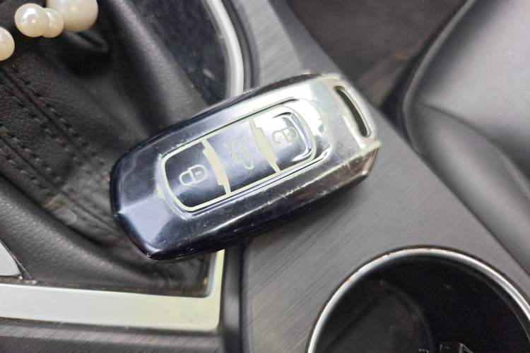 Used Geely Auto Vision 2019 Upgraded Model 1.5L CVT Prestige Version China VI Standard Vehicle Key