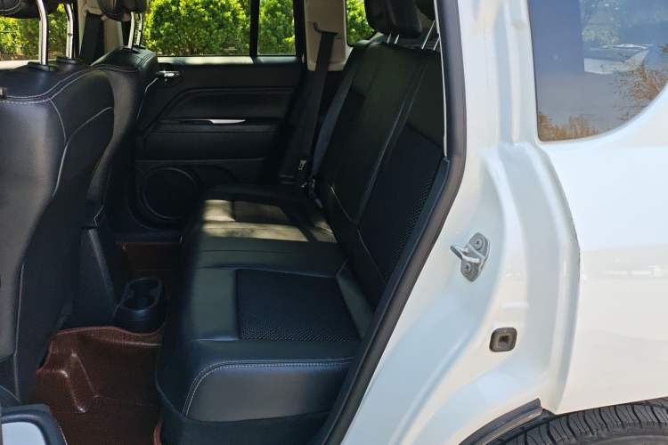 Used Jeep Compass 2014 Revised Version 2.4L Four-Wheel Drive Comfort Edition
