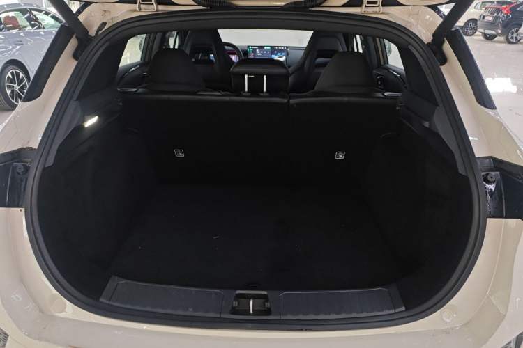 Used Lynk & Co 06 2025 Renew 1.5T Halo