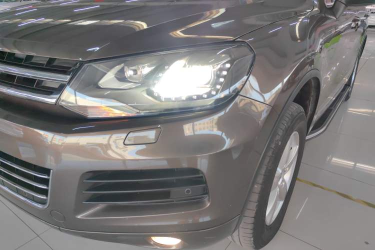 Used Volkswagen Touareg 2015 3.0 TSI Comfort Model
