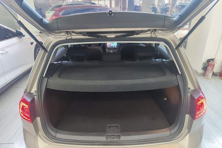 Used Volkswagen Golf 2016 230TSI Automatic Comfort Version