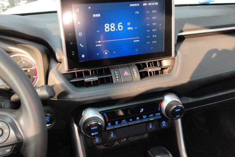 Used Toyota RAV4 2022 2.0L CVT 4x4 Style Plus Edition
