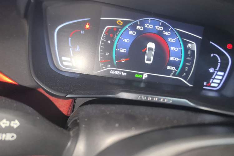 Used Dongfeng Aeolus Yixuan 2021 230T Automatic Zuiying Knight Edition Odometer Close Up