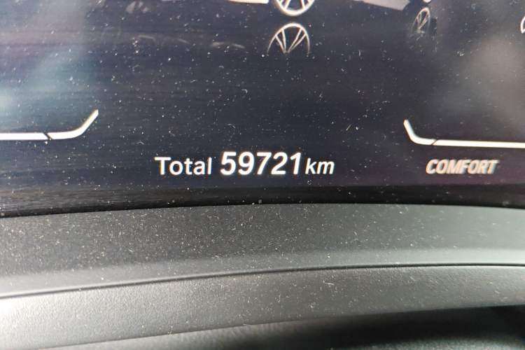 Used BMW 3 Series 2021 Facelifted 320Li M Sport Package Odometer Close Up