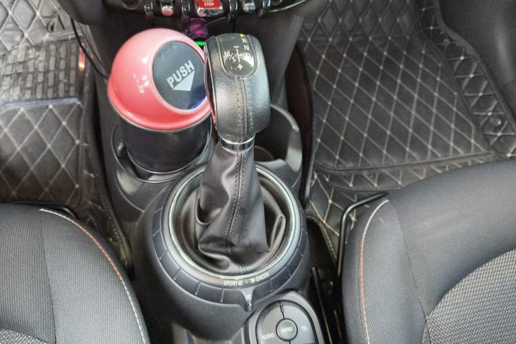 Used MINI 2014 1.5T COOPER Fun