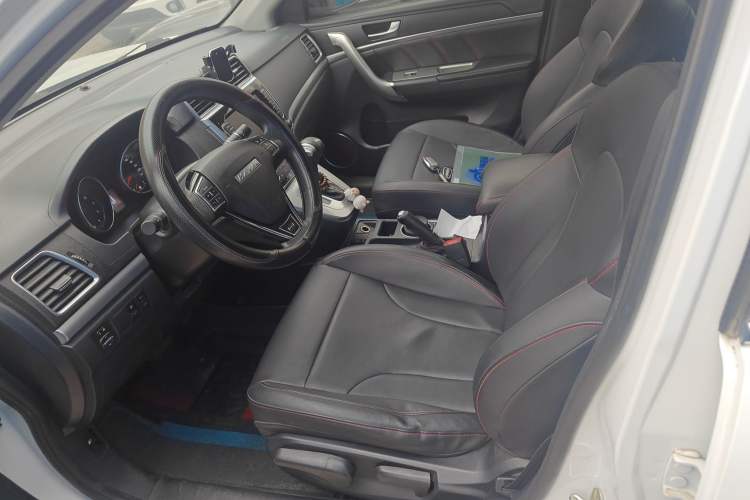 Used Haval M6 2019 1.5T DCT Two-Wheel Drive Value Edition China VI Standard
