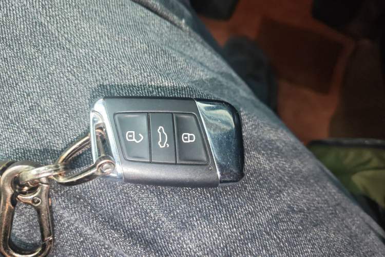 Used Volkswagen Magotan 2020 330TSI DSG Leading Model Vehicle Key