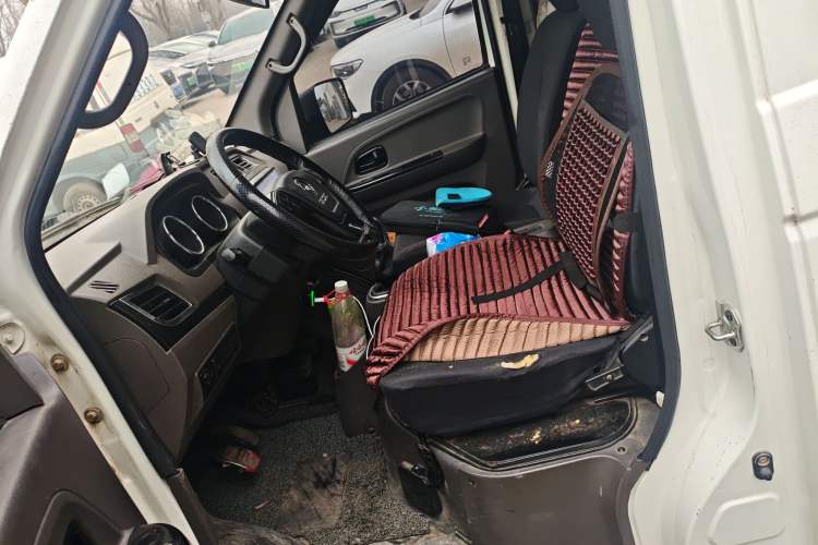 Used Dongfeng Yufeng EM26 2023 Standard Edition 41.472 kWh Henan Lithium Power