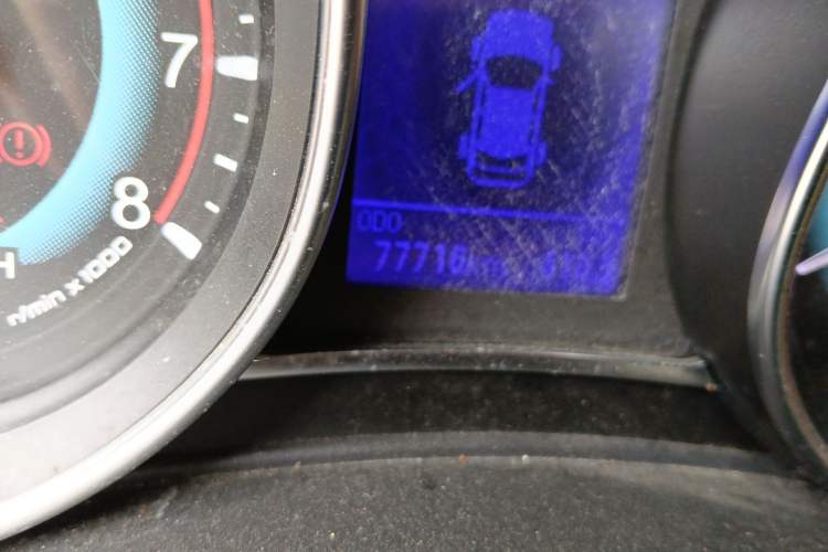 Used Haval H1 2015 1.5L Manual Luxury Model
