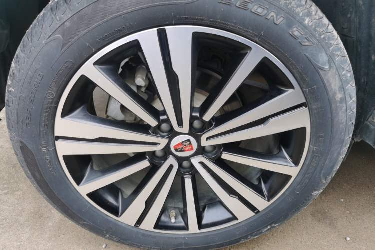 Used Roewe RX5 2020 20T Manual 4G Connect Million Edition
