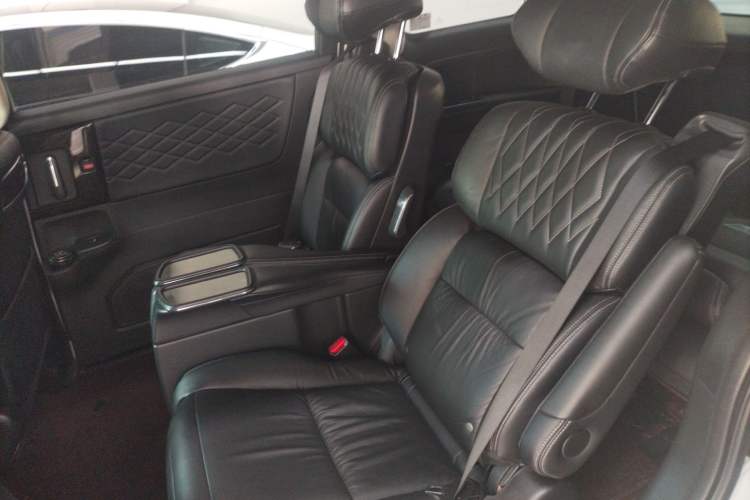 Used Honda Elysion 2019 2.0L Hybrid Luxury Edition