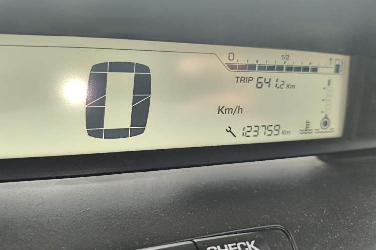 Used Citroen C-Quatre 2009 Sedan 1.6L Manual Fashion Edition Odometer Close Up