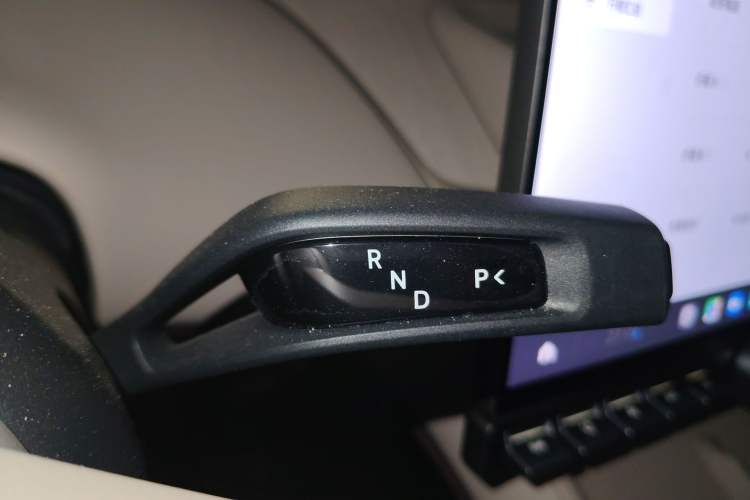 Used Xiaomi Auto YU7 2025 Ultra-Long Range High-Performance All-Wheel-Drive Max Edition
