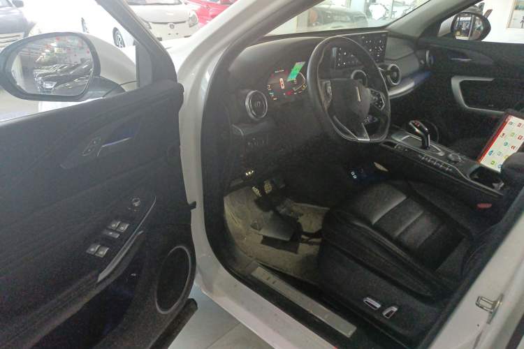 Used Wey VV5 2021 1.5T Two-Wheel Drive Smart Pioneer