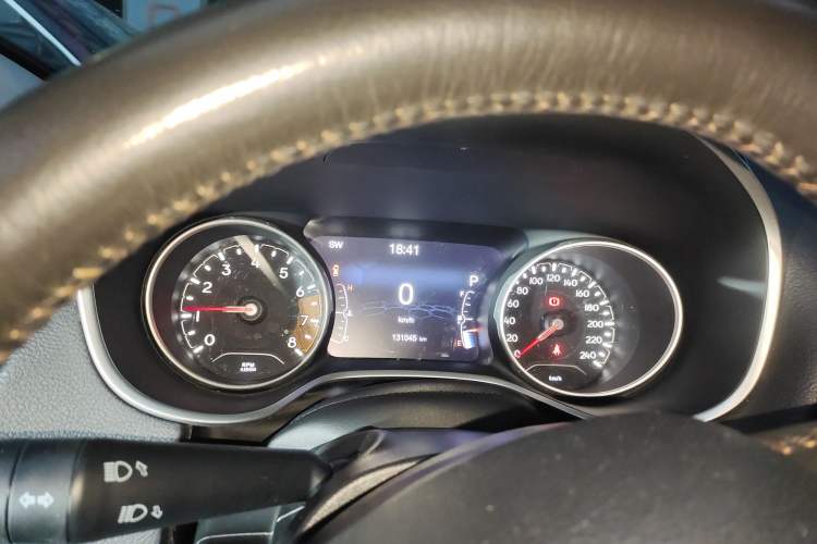 Used Jeep Compass 2017 200T Automatic Family Edition
