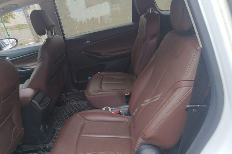 Used Buick GL6 2019 18T 6-Seater Connected Luxury Version China VI Standard