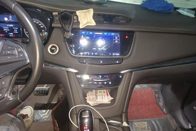 Used Cadillac XT5 2020 28T Luxury Version