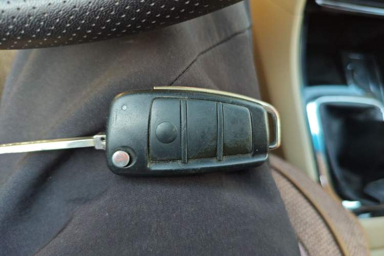 Used Chery E3 2015 1.5L Manual ZhiShang Model
