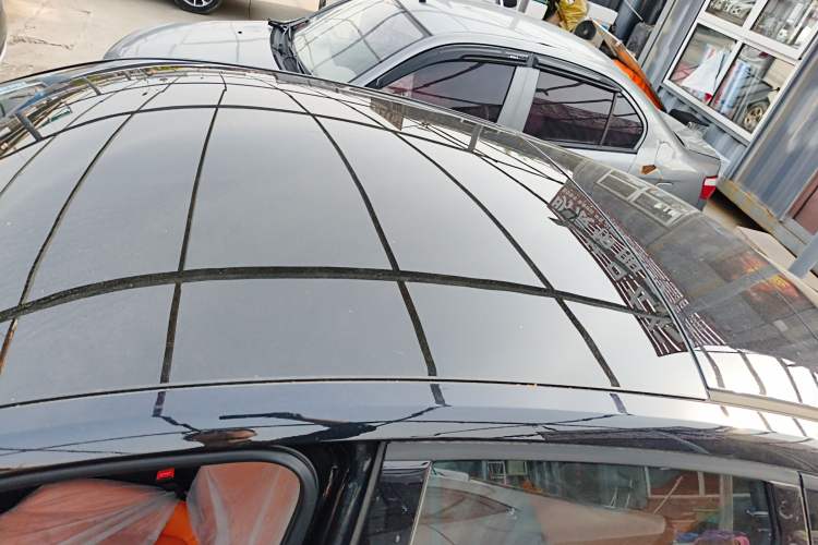 Used CHANGAN UNI-V 2025 Model Third-Generation 2.0T Dynamic Edition Roof