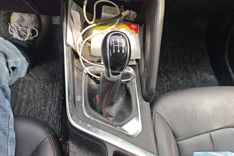 Used Geely Auto Vision X3 2021 PRO 1.5L Manual Elite Model Gear Lever