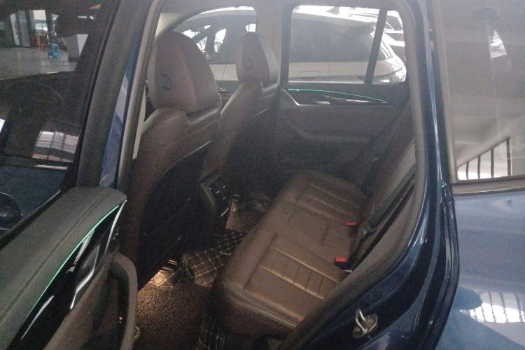 Used BMW X3 2018 xDrive28i M Sport Package China VI Left Rear Seat