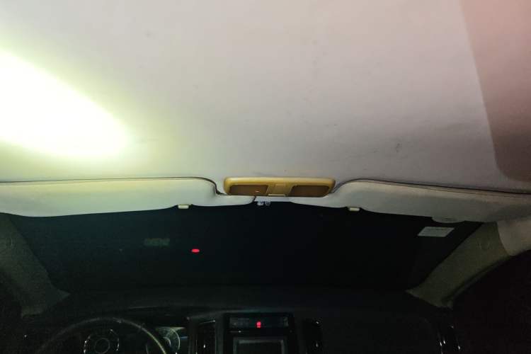 Used Geely Auto GC7 2013 1.5L Manual Luxury Model Headliner