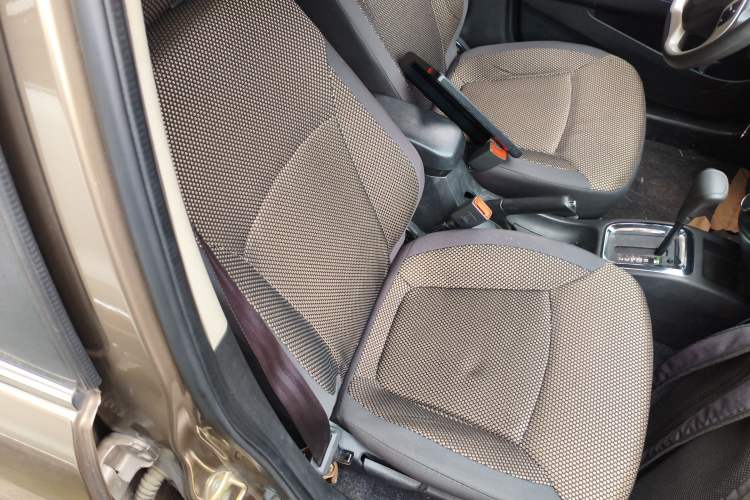 Used FAW Xiali N7 2015 1.3L Automatic Prestige Model