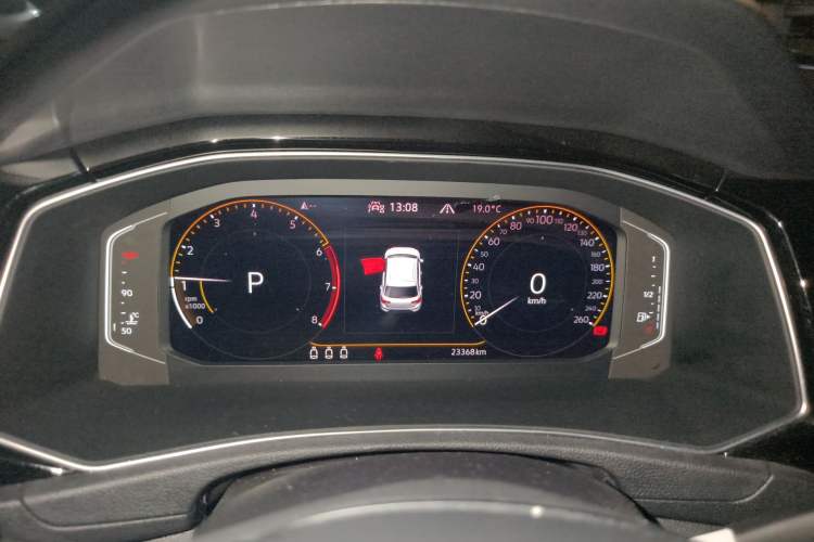 Used Volkswagen T-ROC 2021 280TSI DSG Two-Wheel Drive Comfort Connect Edition
