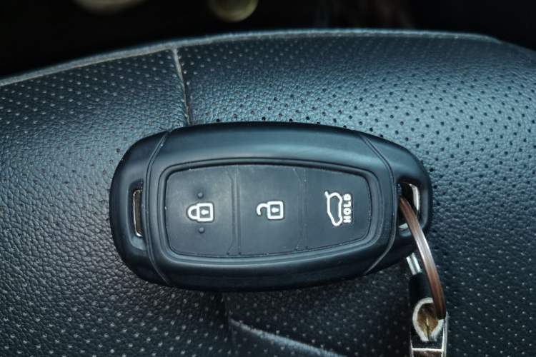 Used Hyundai Elantra 2022 1.5L CVT LUX Prestige Edition