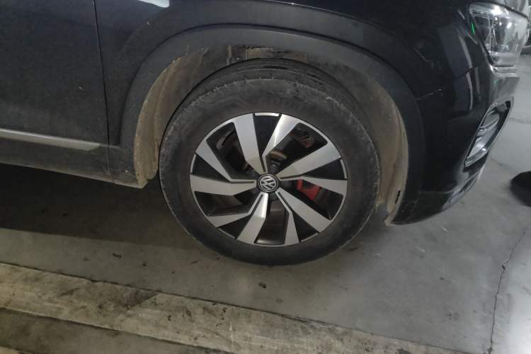 Used Volkswagen Tayron 2019 330TSI Two-Wheel-Drive Luxury Version China V Emission Standard